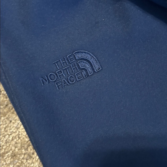The North Face Navy Blue Ski Pants - Picture 2 of 12